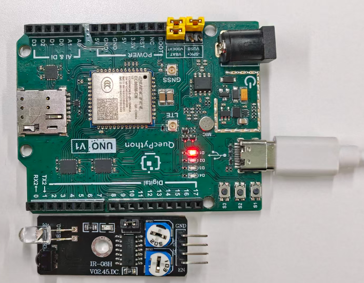 初学者视角体验：【EC800X Duino 开发板】传感器体验-障碍检测！